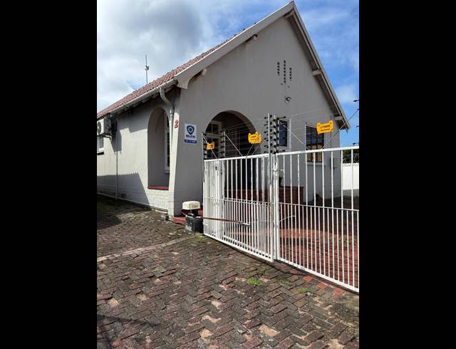 2 BEDROOM HOUSE FOR SALE IN GLENWOOD